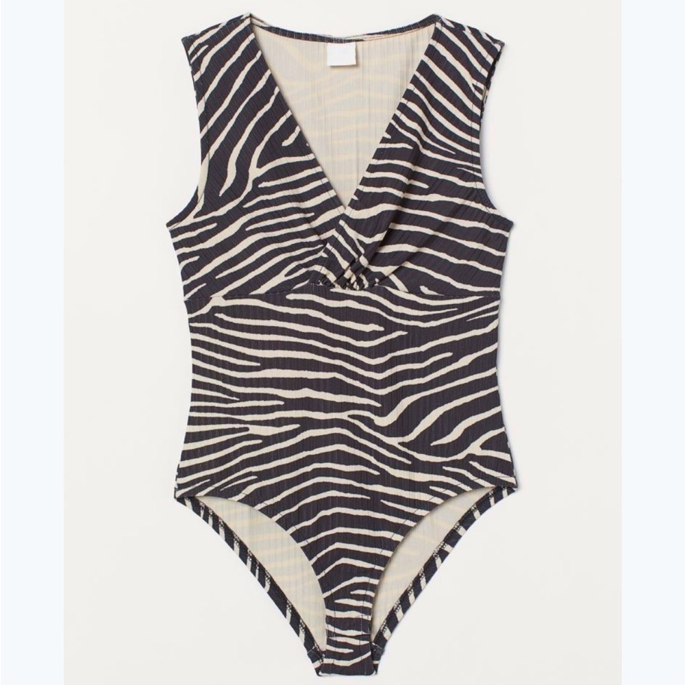 H&M zebra print bodysuit Size S‎
